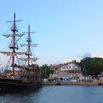 Marina Dream At Santa Marina, アパート *